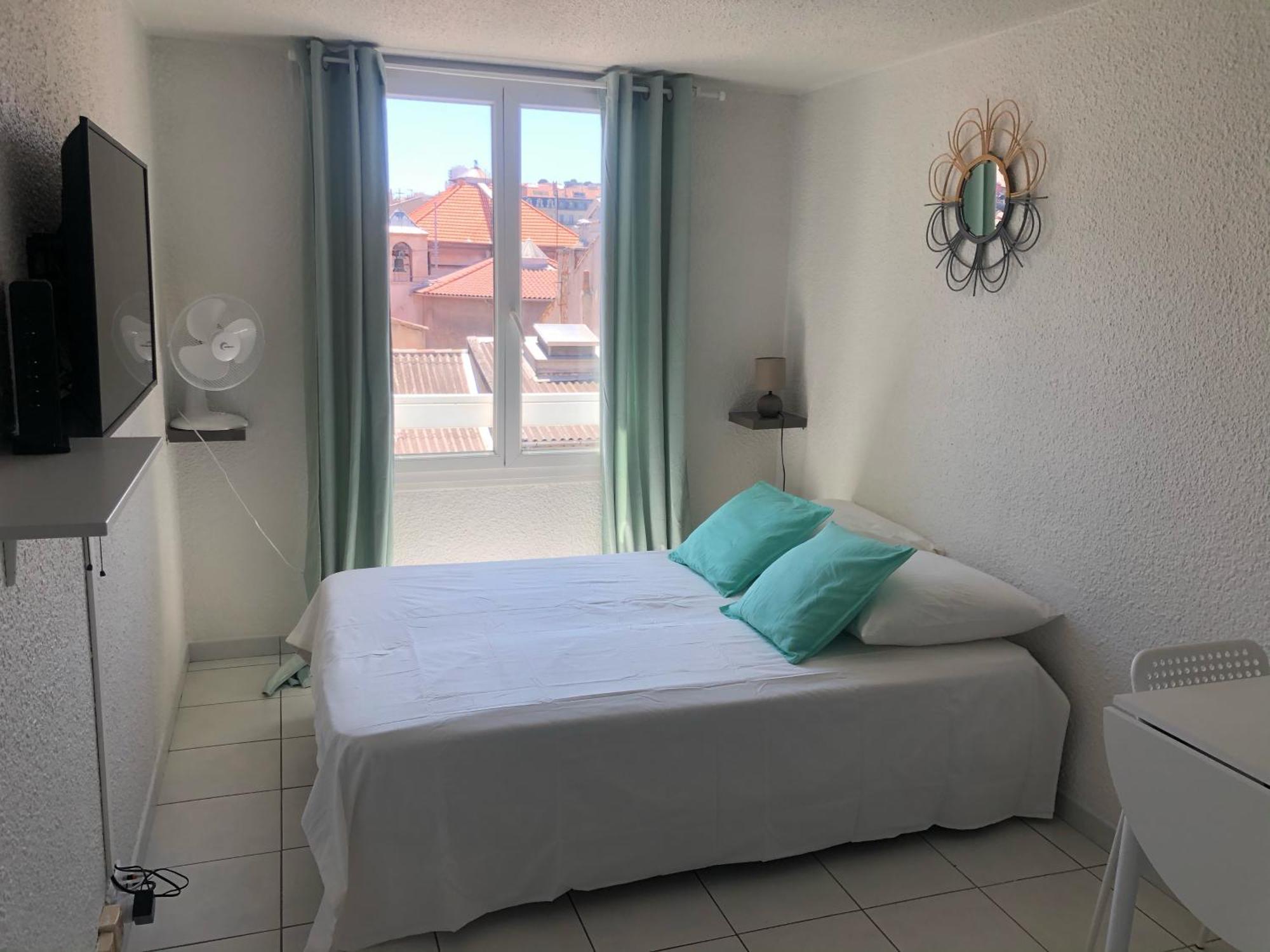 Au Coeur Du Vieux Port Apartment Марсилия Екстериор снимка